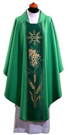 CASULLA VERDE POLIESTER CON GALON SOL CON IHS RACIMO Y ESPIGAS 